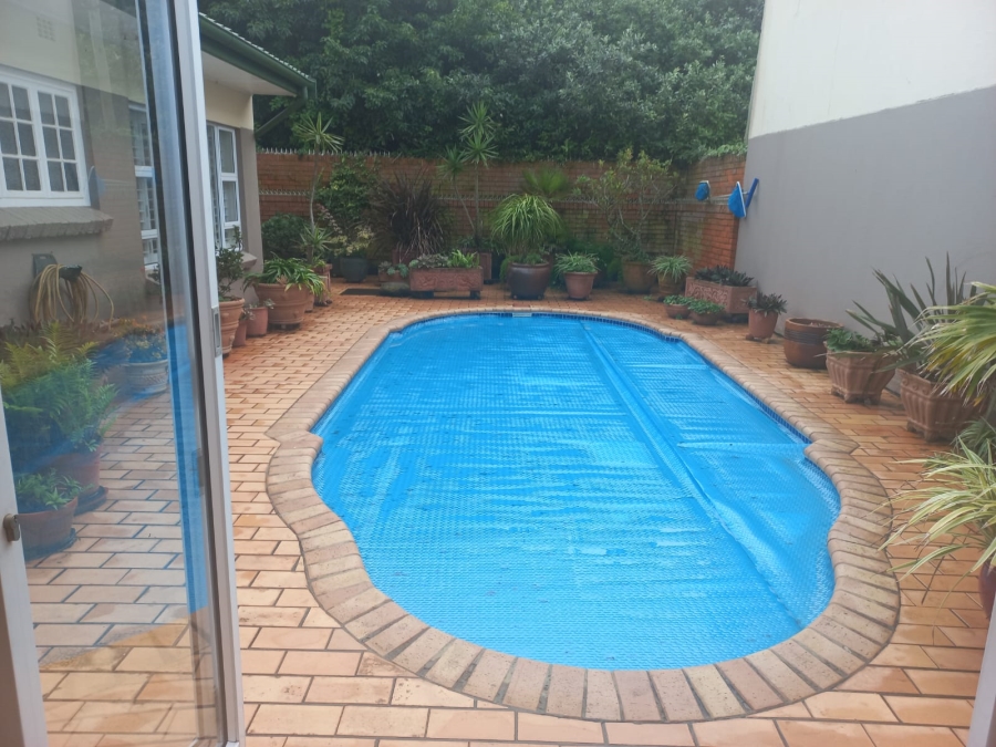 4 Bedroom Property for Sale in Gonubie Eastern Cape